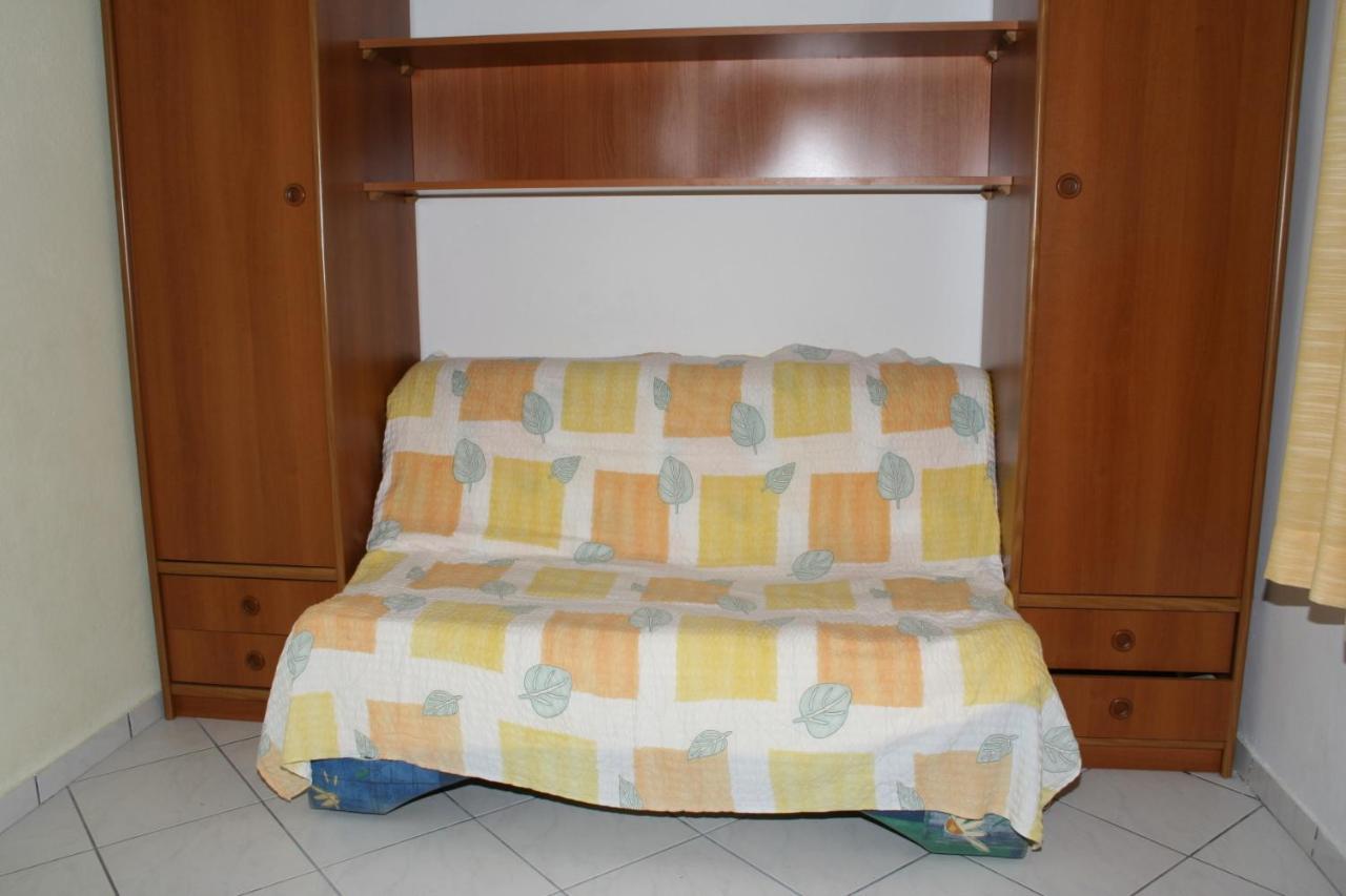 Apartments By The Sea Podgora, Makarska - 2615 ภายนอก รูปภาพ